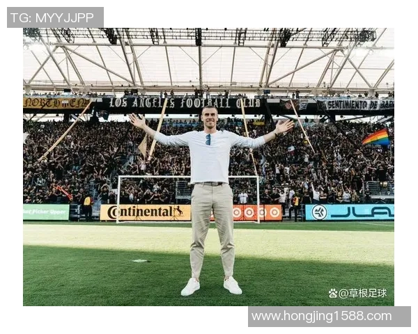 足球明星私下生活揭秘便装时尚与场外趣事全记录